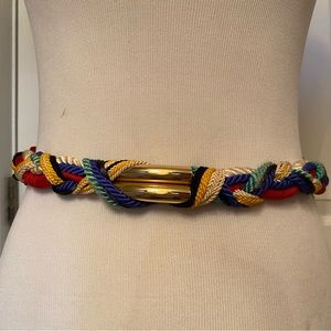 GINNIE JOHANSEN BELT RED GOLD MULTI COLOR BRAIDED VINTAGE USA ONE SIZE OS